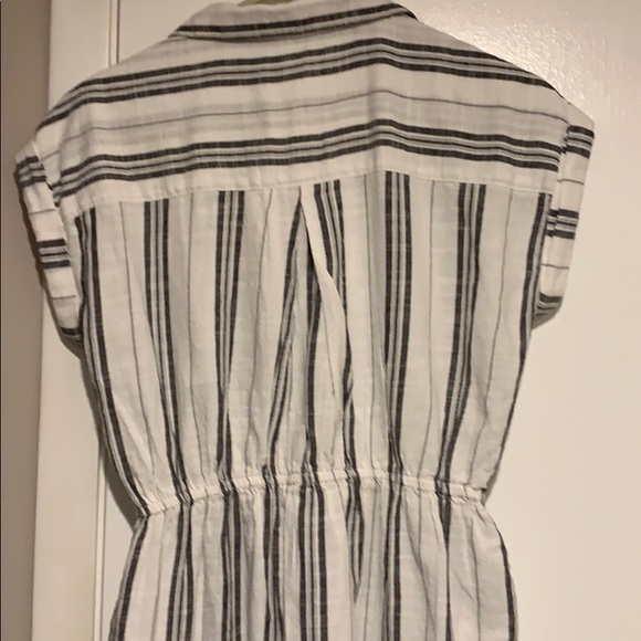 Beautiful striped dress - Picture 7 of 7